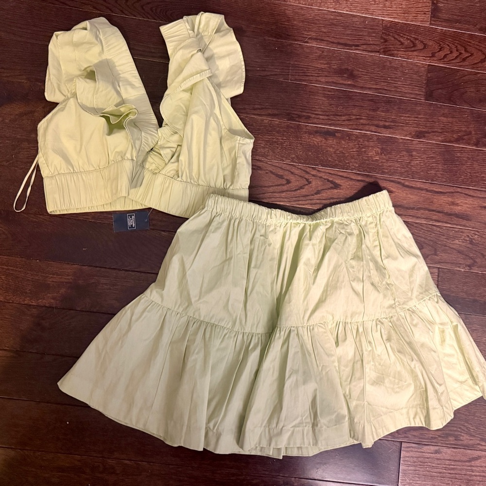 Abercrombie & Fitch Pale Green Set